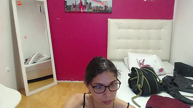 Snapshot of nextdoor_fantasy1 chatting on 18, 12, 2024 nextdoor fantasy1 online show from 18, 12, 2024