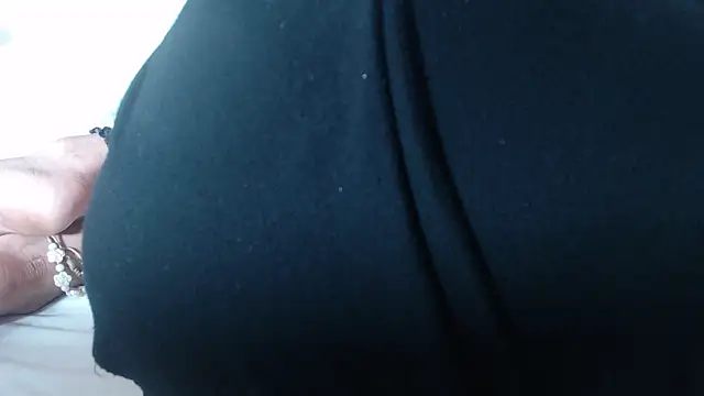 Snapshot of nextdoor_fantasy1 chatting on 16, 1, 2025 nextdoor fantasy1 online show from 16, 1, 2025