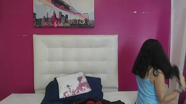 Snapshot of nextdoor_fantasy1 chatting on 15, 12, 2025 nextdoor fantasy1 online show from 15, 12, 2025