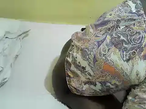 Snapshot of Quincy_joyy chatting on 10, 2, 2025 Quincy joyy online show from 10, 2, 2025