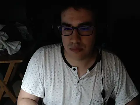 thealfawolf01 online show from 18, 3, 2025