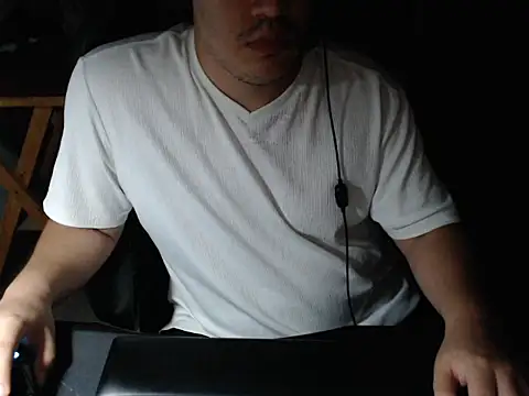 thealfawolf01 online show from 23, 3, 2025