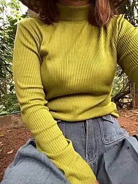 Sofia xx2 online show from 6, 2, 2025