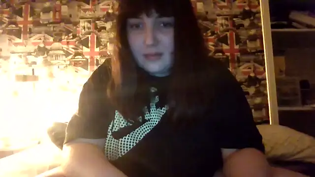 Lynylou online show from 10, 9, 2025