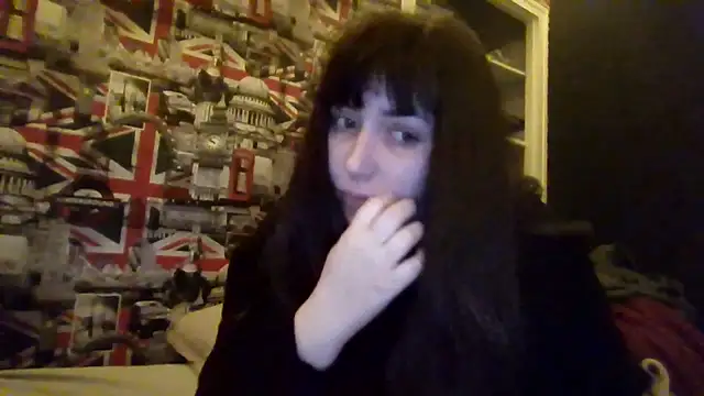 Lynylou online show from 3, 12, 2025