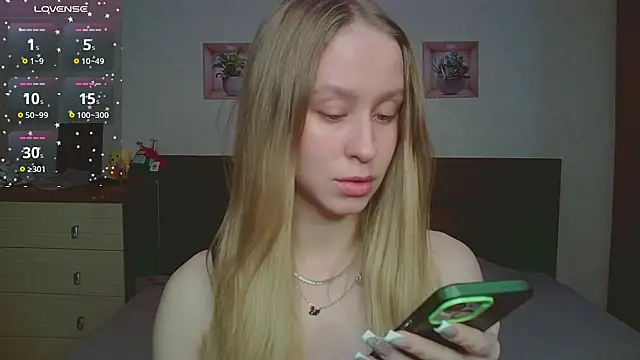 Lily  Devil online show from 14, 1, 2026