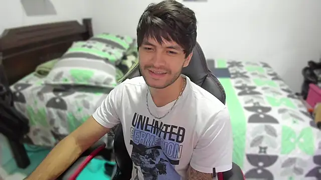 Snapshot of justin_stark7 chatting on 23, 1, 2025 justin stark7 online show from 23, 1, 2025