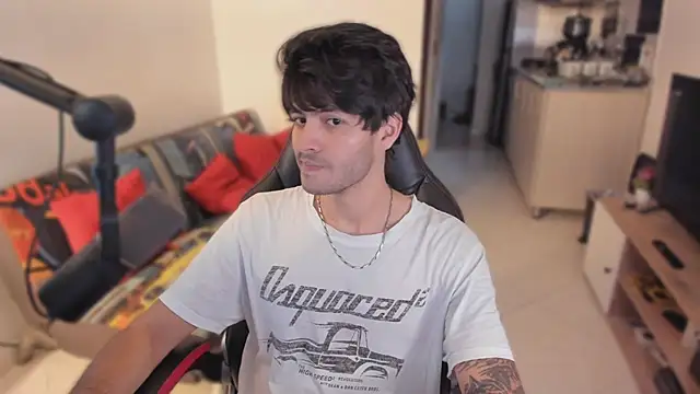 Snapshot of justin_stark7 chatting on 23, 9, 2025 justin stark7 online show from 23, 9, 2025