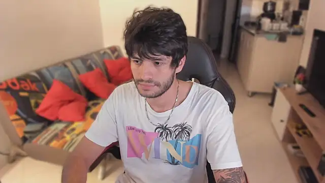 Snapshot of justin_stark7 chatting on 27, 10, 2025 justin stark7 online show from 27, 10, 2025