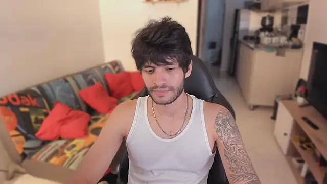 Snapshot of justin_stark7 chatting on 28, 10, 2025 justin stark7 online show from 28, 10, 2025