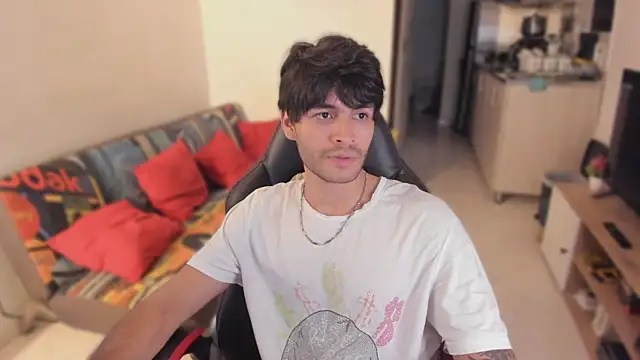 Snapshot of justin_stark7 chatting on 6, 11, 2025 justin stark7 online show from 6, 11, 2025