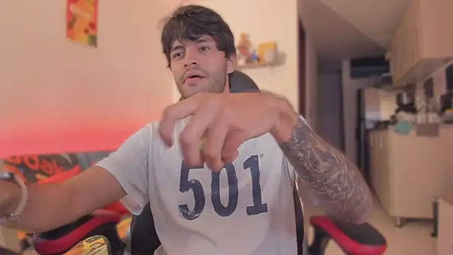 Snapshot of justin_stark7 chatting on 10, 11, 2025 justin stark7 online show from 10, 11, 2025