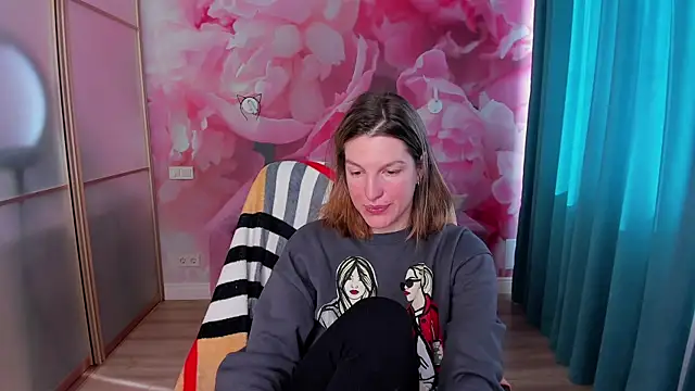 EmilyWalkeri online show from 21, 3, 2025