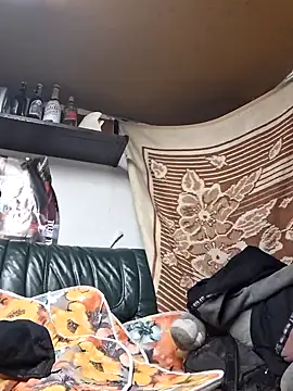 Snapshot of Rejtelmesest chatting on 4, 2, 2025 Rejtelmesest online show from 4, 2, 2025