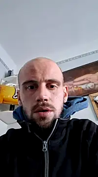 Snapshot of Rejtelmesest chatting on 5, 2, 2025 Rejtelmesest online show from 5, 2, 2025