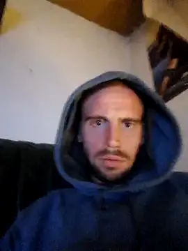 Snapshot of Rejtelmesest chatting on 13, 3, 2025 Rejtelmesest online show from 13, 3, 2025