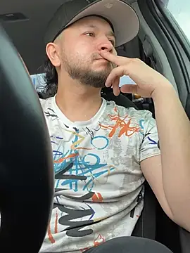 Clu0 online show from 17, 4, 2026