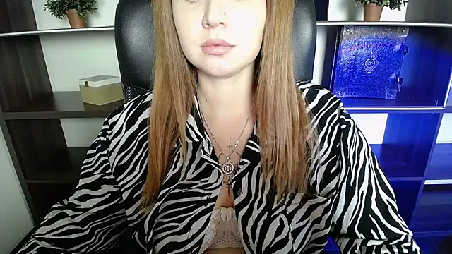 Lizzy Love online show from 13, 3, 2025