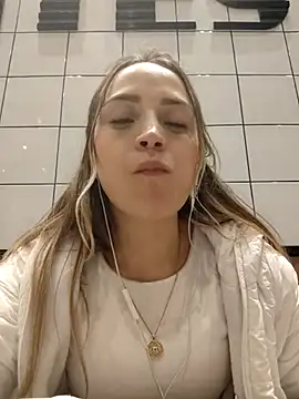 cindy love2 online show from 6, 3, 2025