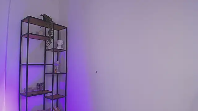 FoxieJullia online show from 24, 1, 2025