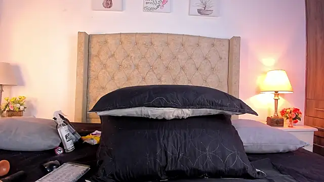 allisson m online show from 14, 4, 2026