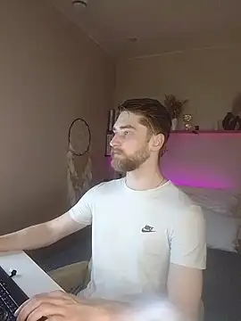 Snapshot of DexterDexx chatting on 10, 10, 2025 DexterDexx online show from 10, 10, 2025