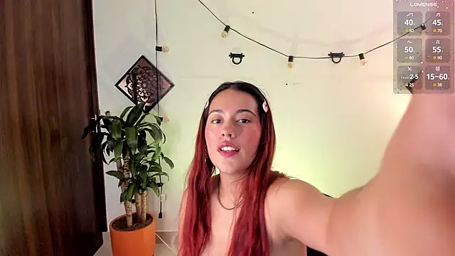 Agatha Vixen online show from 13, 3, 2025