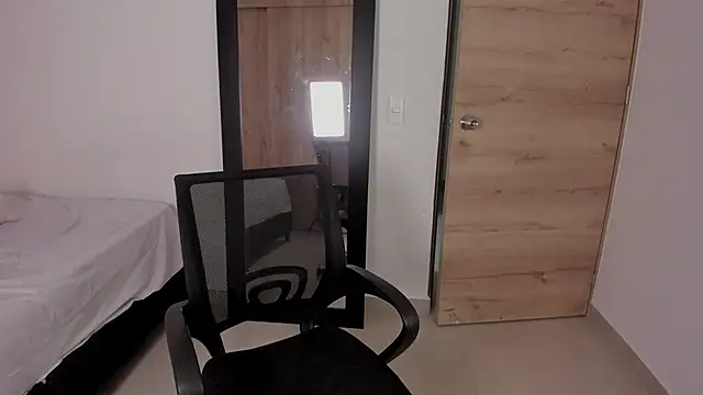 Agatha Vixen online show from 16, 12, 2025