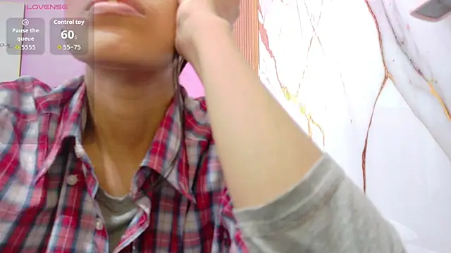 yourcuteneighbourr online show from 2, 4, 2026