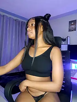 Snapshot of C-yoyo chatting on 2, 2, 2025 C-yoyo online show from 2, 2, 2025