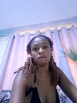 Snapshot of C-yoyo chatting on 2, 3, 2025 C-yoyo online show from 2, 3, 2025