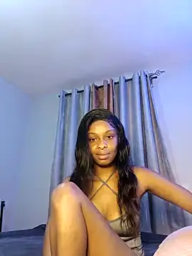 Snapshot of C-yoyo chatting on 9, 11, 2025 C-yoyo online show from 9, 11, 2025