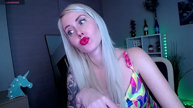 Snapshot of Mermaid_N chatting on 15, 1, 2025 Mermaid N online show from 15, 1, 2025