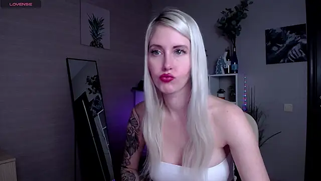 Snapshot of Mermaid_N chatting on 20, 2, 2025 Mermaid N online show from 20, 2, 2025