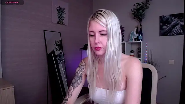 Snapshot of Mermaid_N chatting on 20, 2, 2025 Mermaid N online show from 20, 2, 2025