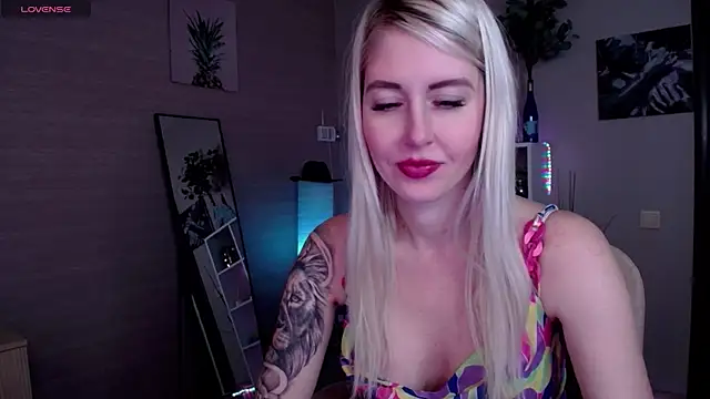 Snapshot of Mermaid_N chatting on 13, 3, 2025 Mermaid N online show from 13, 3, 2025