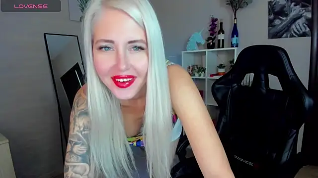 Snapshot of Mermaid_N chatting on 24, 9, 2025 Mermaid N online show from 24, 9, 2025