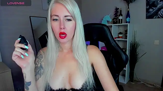 Snapshot of Mermaid_N chatting on 25, 9, 2025 Mermaid N online show from 25, 9, 2025