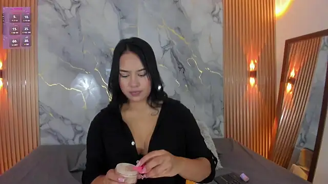 Snapshot of ShanellBlack chatting on 5, 3, 2025 ShanellBlack online show from 5, 3, 2025