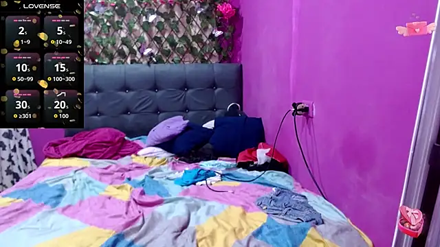 Snapshot of alexa-xxx- chatting on 14, 11, 2025 alexa-xxx- online show from 14, 11, 2025