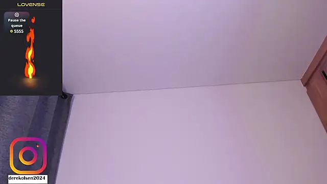 Snapshot of DerekOlsen chatting on 12, 3, 2025 DerekOlsen online show from 12, 3, 2025