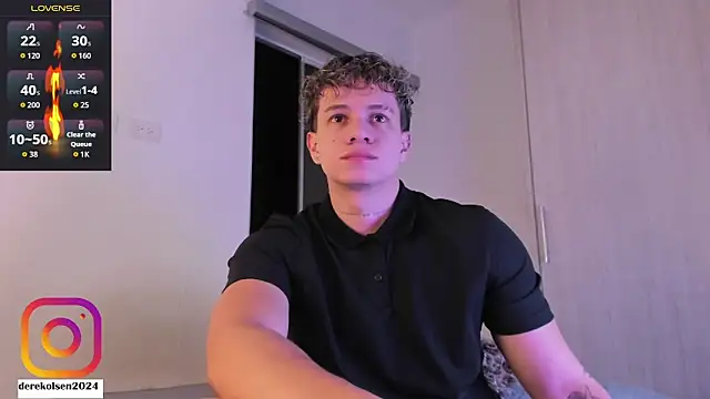 Snapshot of DerekOlsen chatting on 21, 9, 2025 DerekOlsen online show from 21, 9, 2025