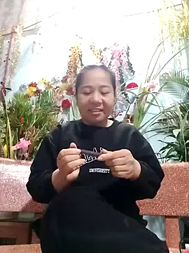 Queen 18200 online show from 22, 1, 2025