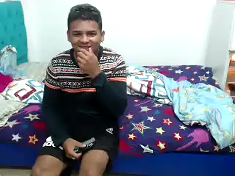 Snapshot of Boycuriousxxx chatting on 20, 2, 2025 Boycuriousxxx online show from 20, 2, 2025