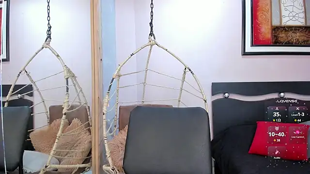 Snapshot of Miranda_doll_ chatting on 20, 4, 2026 Miranda doll online show from 20, 4, 2026