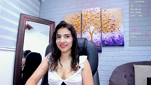 Snapshot of Miranda_doll_ chatting on 15, 5, 2026 Miranda doll online show from 15, 5, 2026