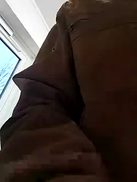 Snapshot of Analcholic chatting on 14, 12, 2024 Analcholic online show from 14, 12, 2024