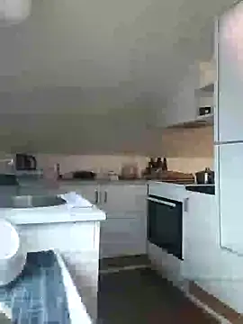 Snapshot of Analcholic chatting on 8, 11, 2025 Analcholic online show from 8, 11, 2025