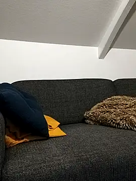 Snapshot of Analcholic chatting on 14, 12, 2025 Analcholic online show from 14, 12, 2025