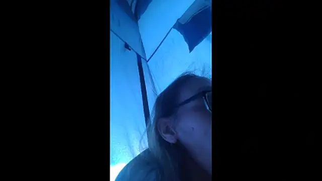 ILUV2TUCHMYKITTY online show from 20, 12, 2025